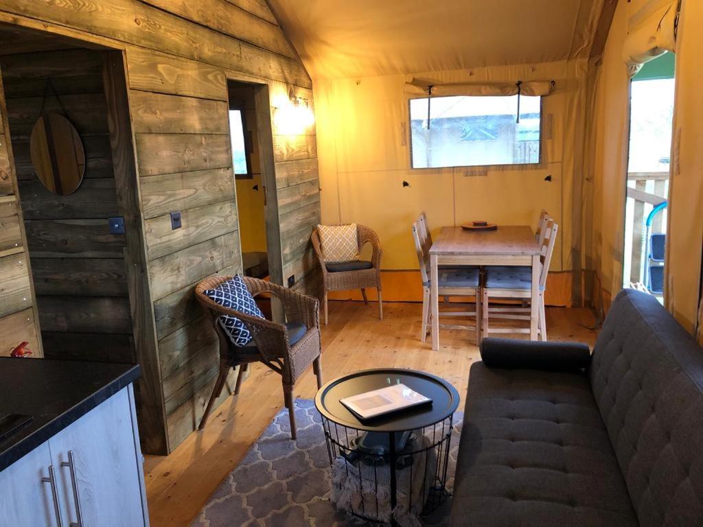 Luxury tent The Paddock Bredon